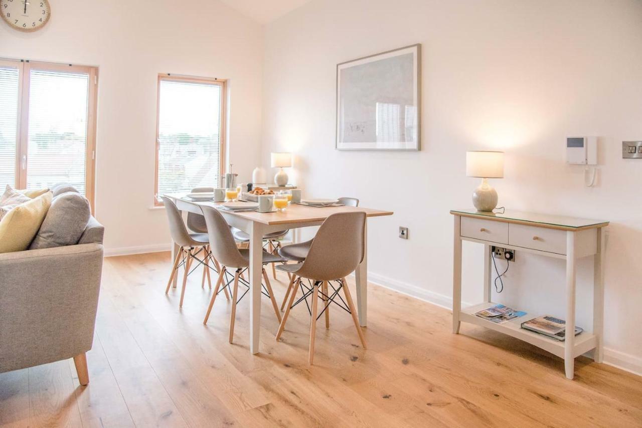 8 Deben Wharf, Woodbridge Apartment ภายนอก รูปภาพ